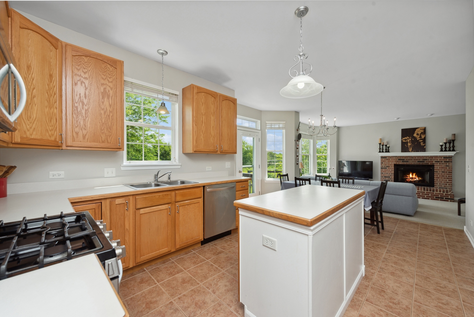 1887 Applewood Drive