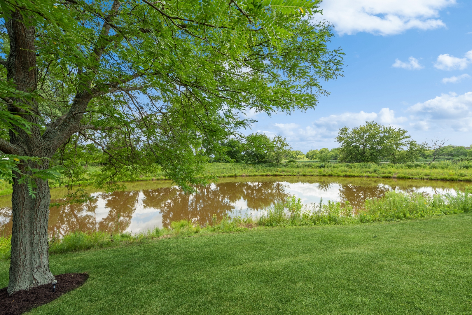 1887 Applewood Drive