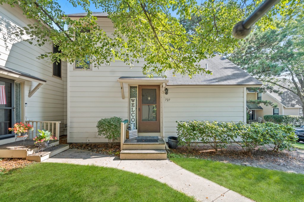727 Colby Court