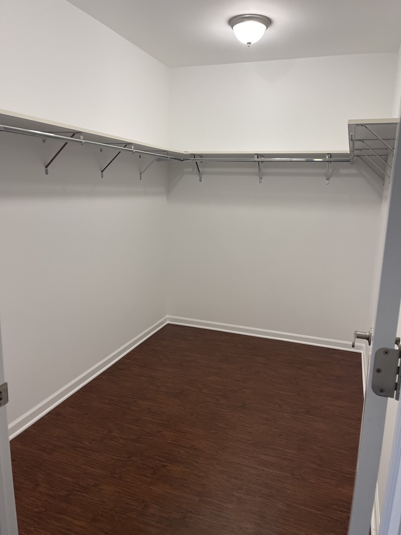 755 DIAMOND LAKE Road Unit: 208