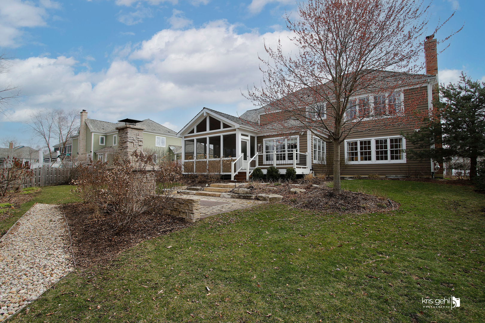578 Oxford Lane