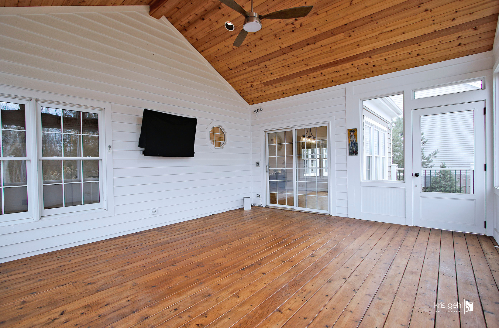 578 Oxford Lane