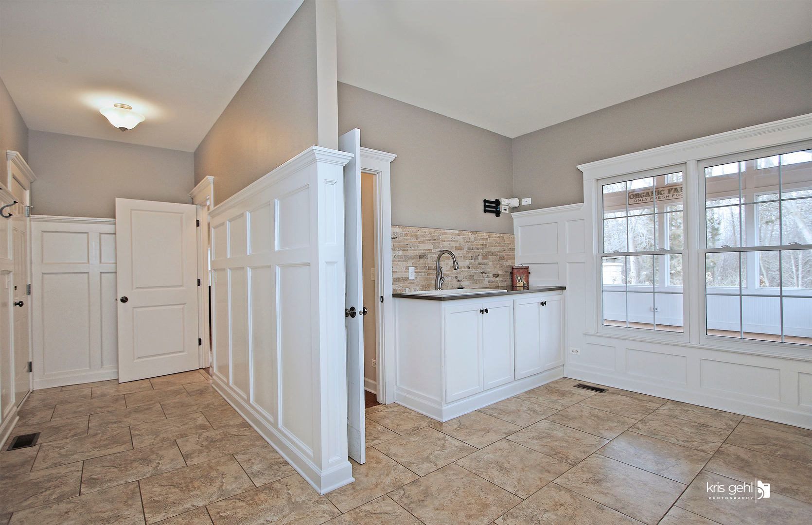 578 Oxford Lane