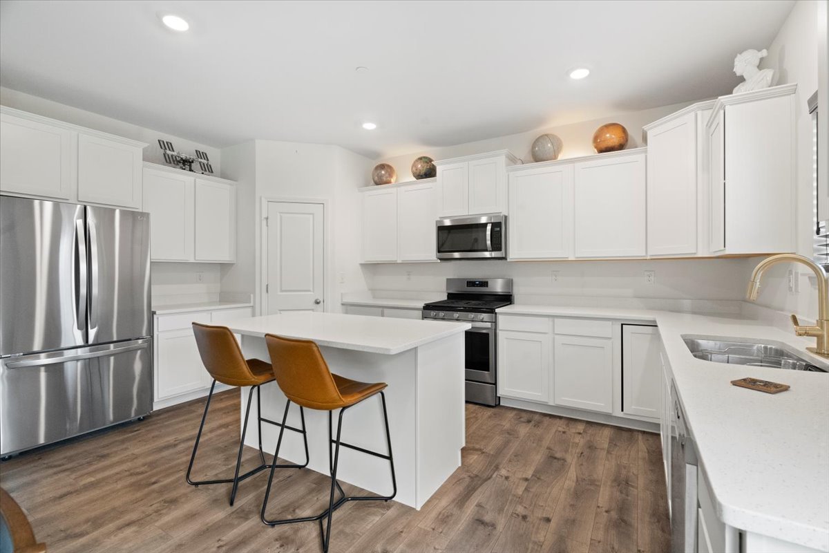 34157 N Partridge Lane