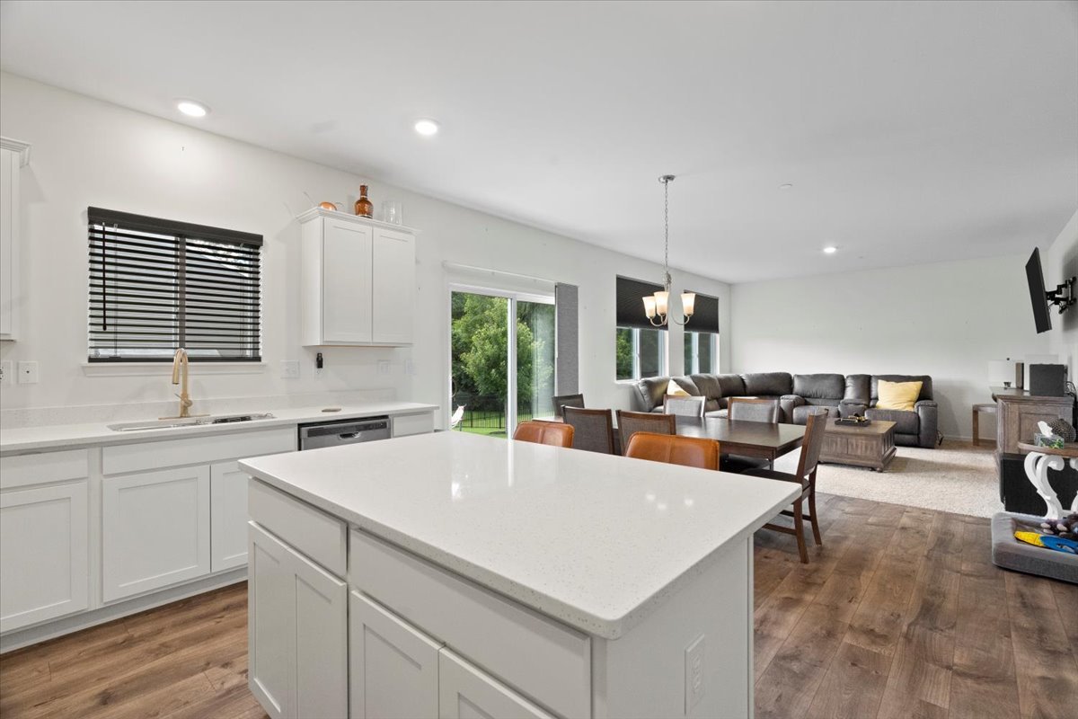 34157 N Partridge Lane