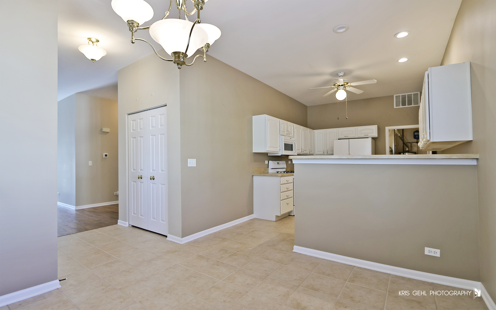 39582 N Cambridge Boulevard