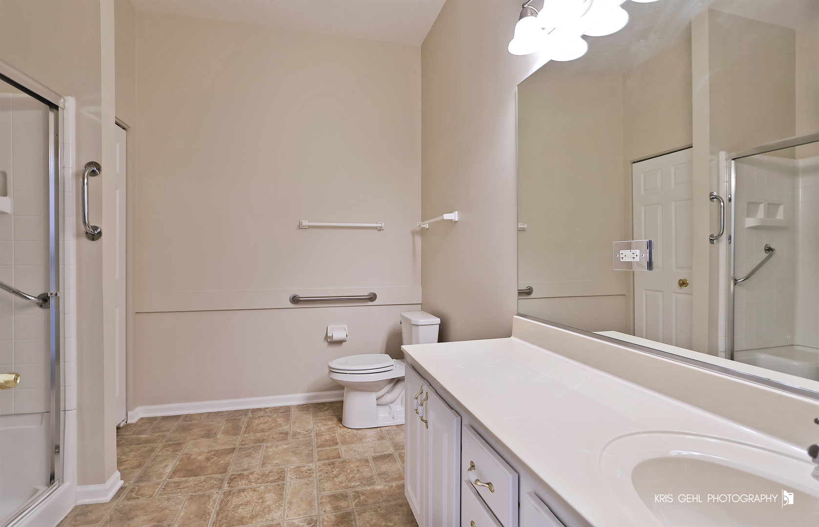 39582 N Cambridge Boulevard