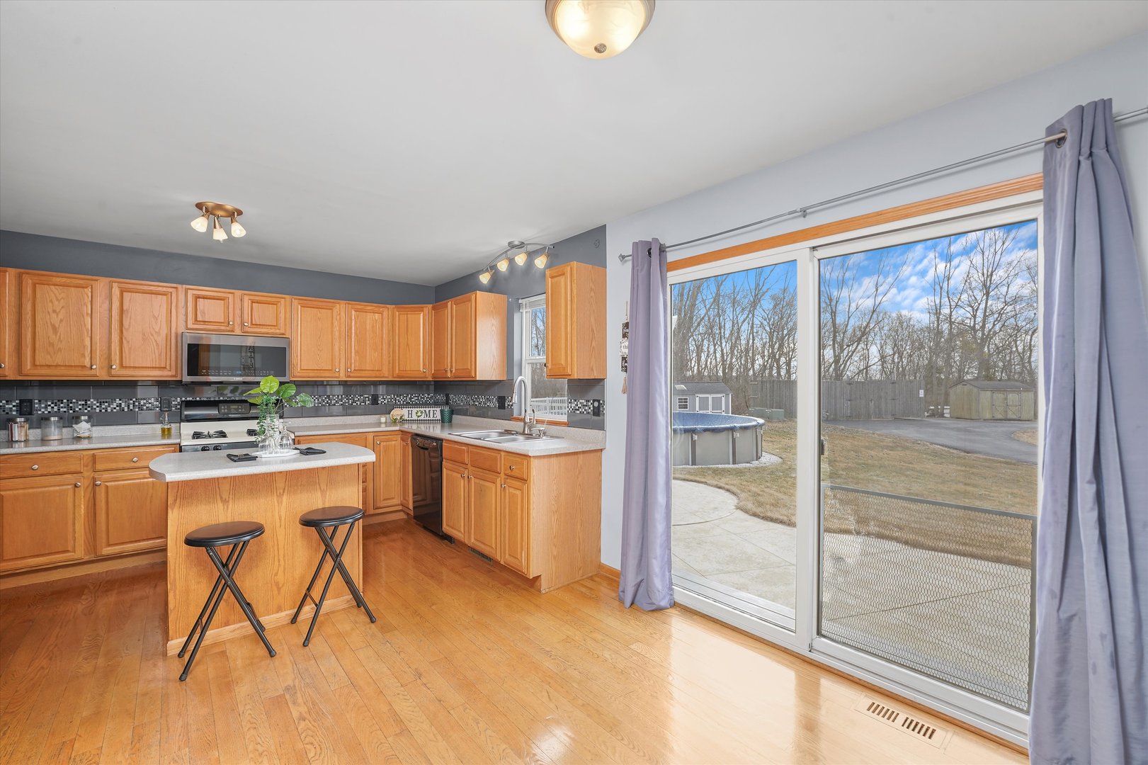 1408 Willow Lane