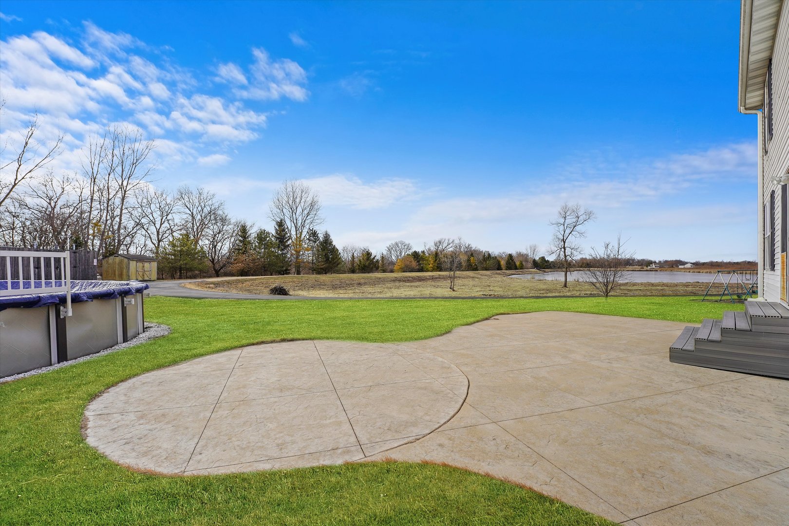 1408 Willow Lane