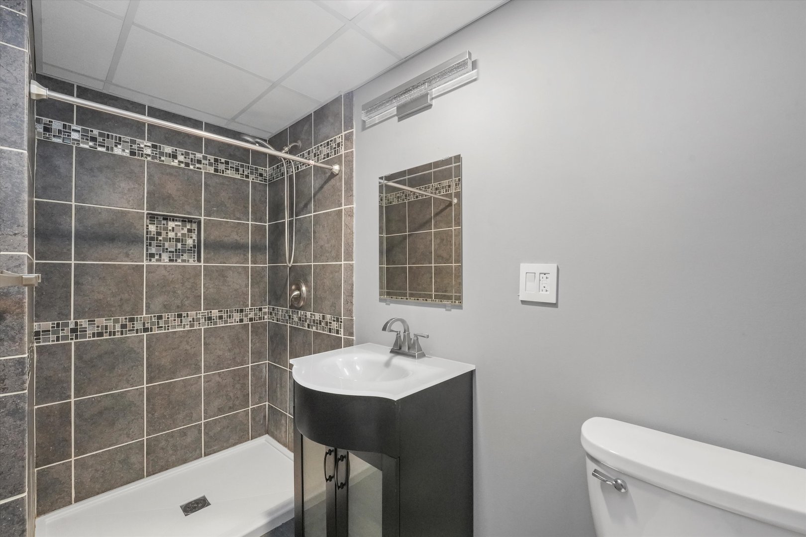 1408 Willow Lane