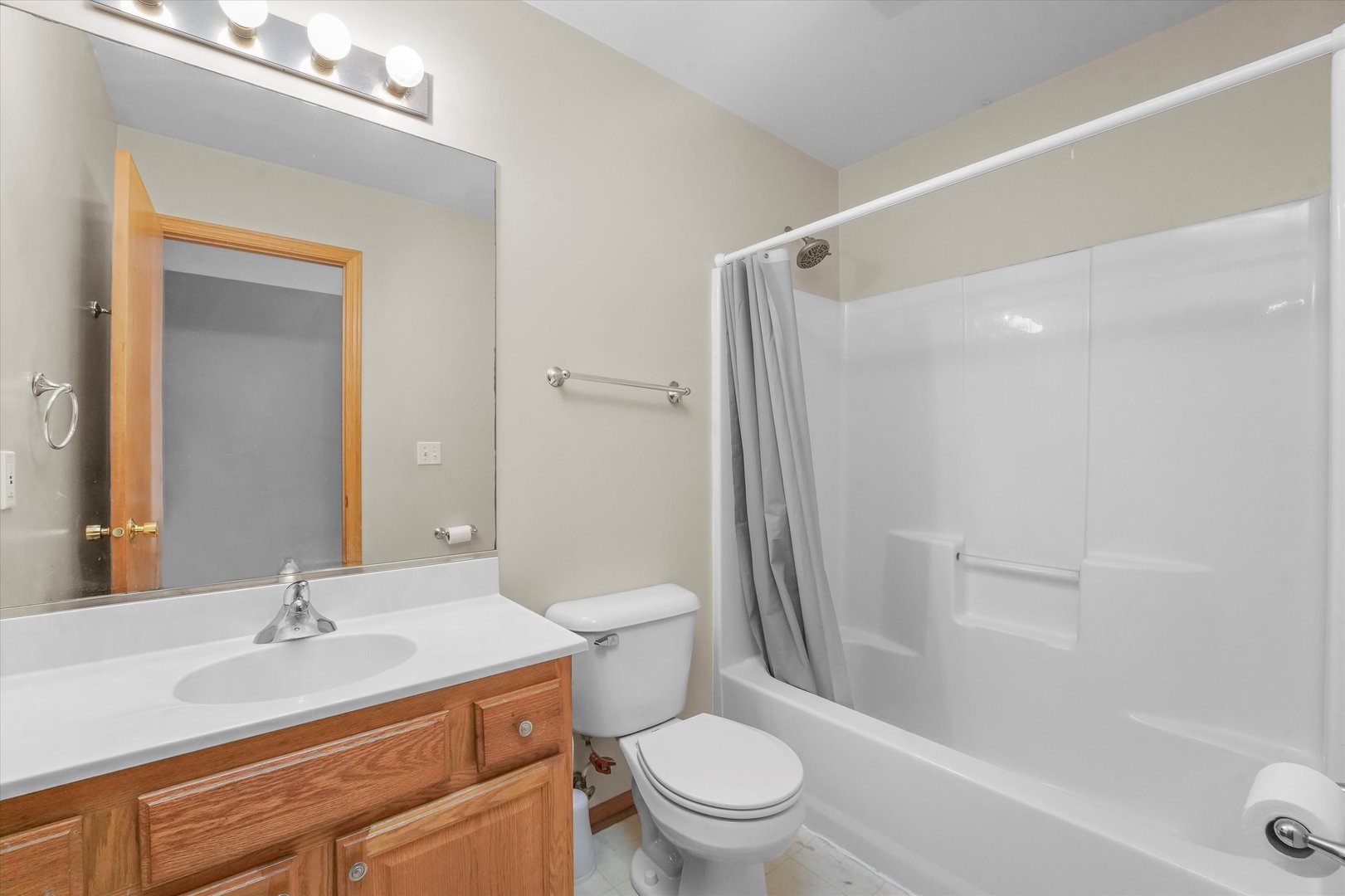 1408 Willow Lane