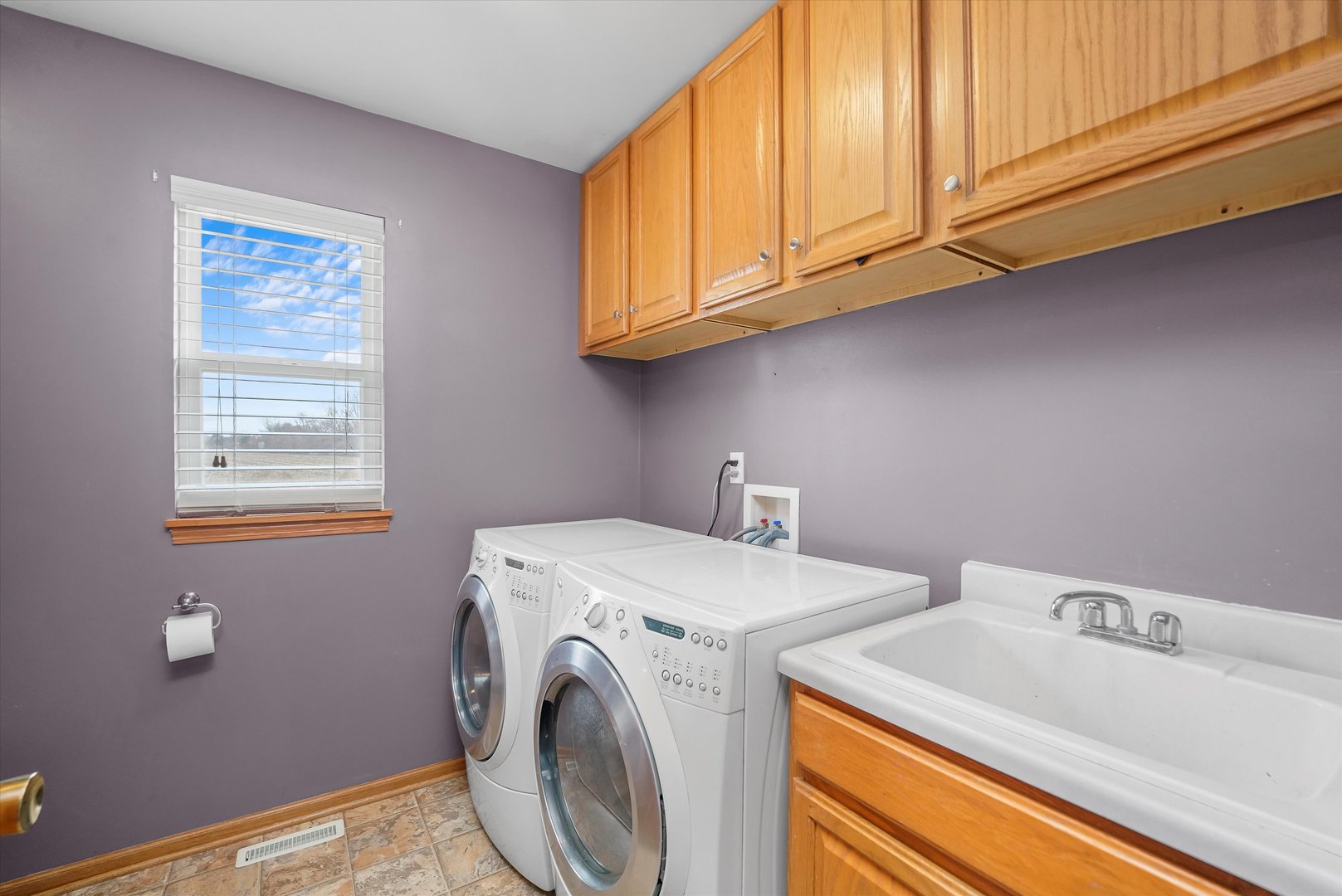 1408 Willow Lane