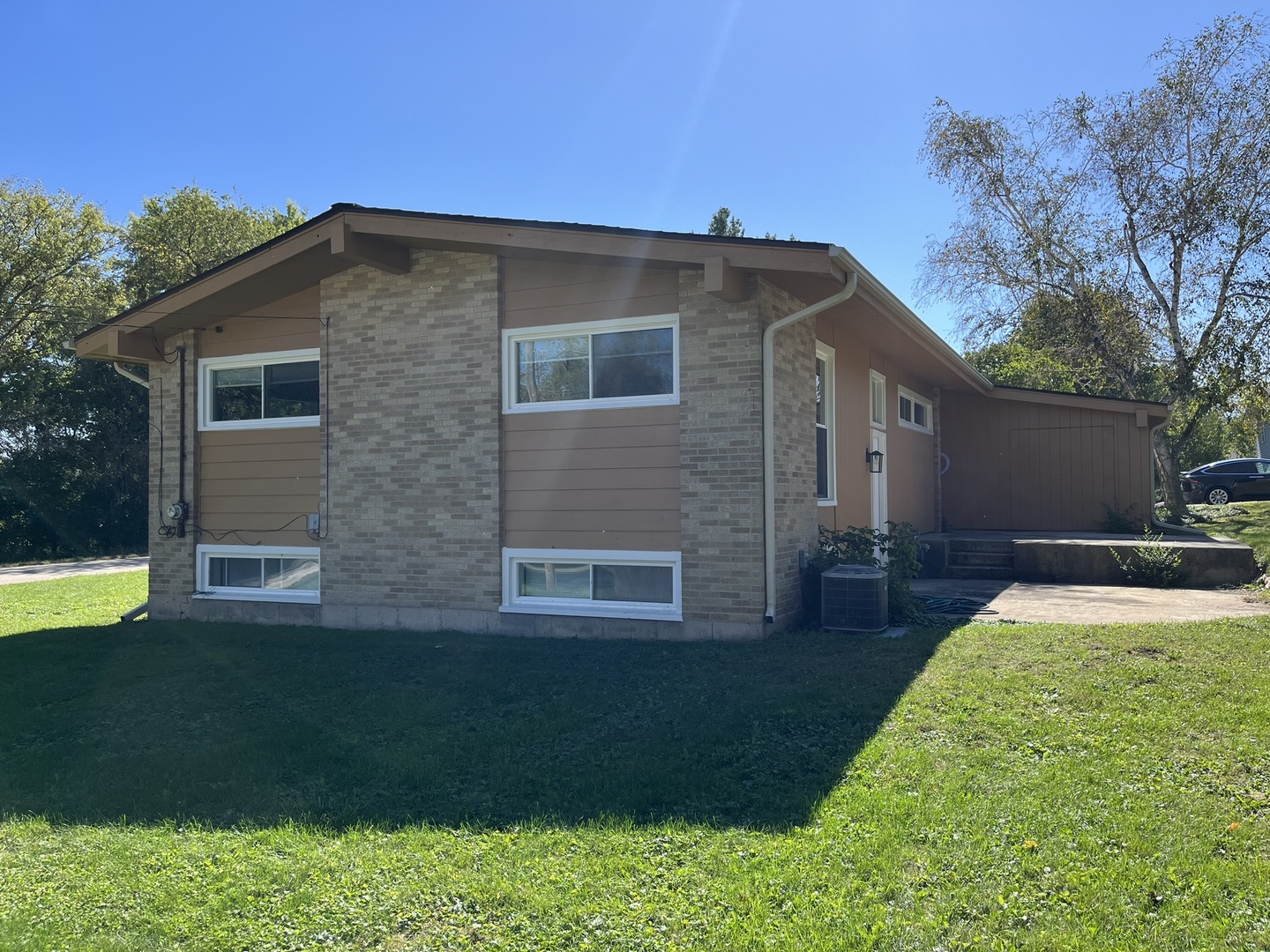 3200 Vista Terrace