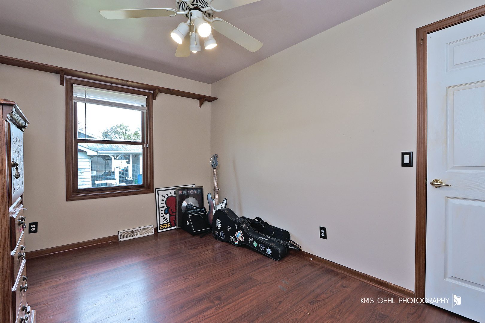 17825 W Cheyenne Court