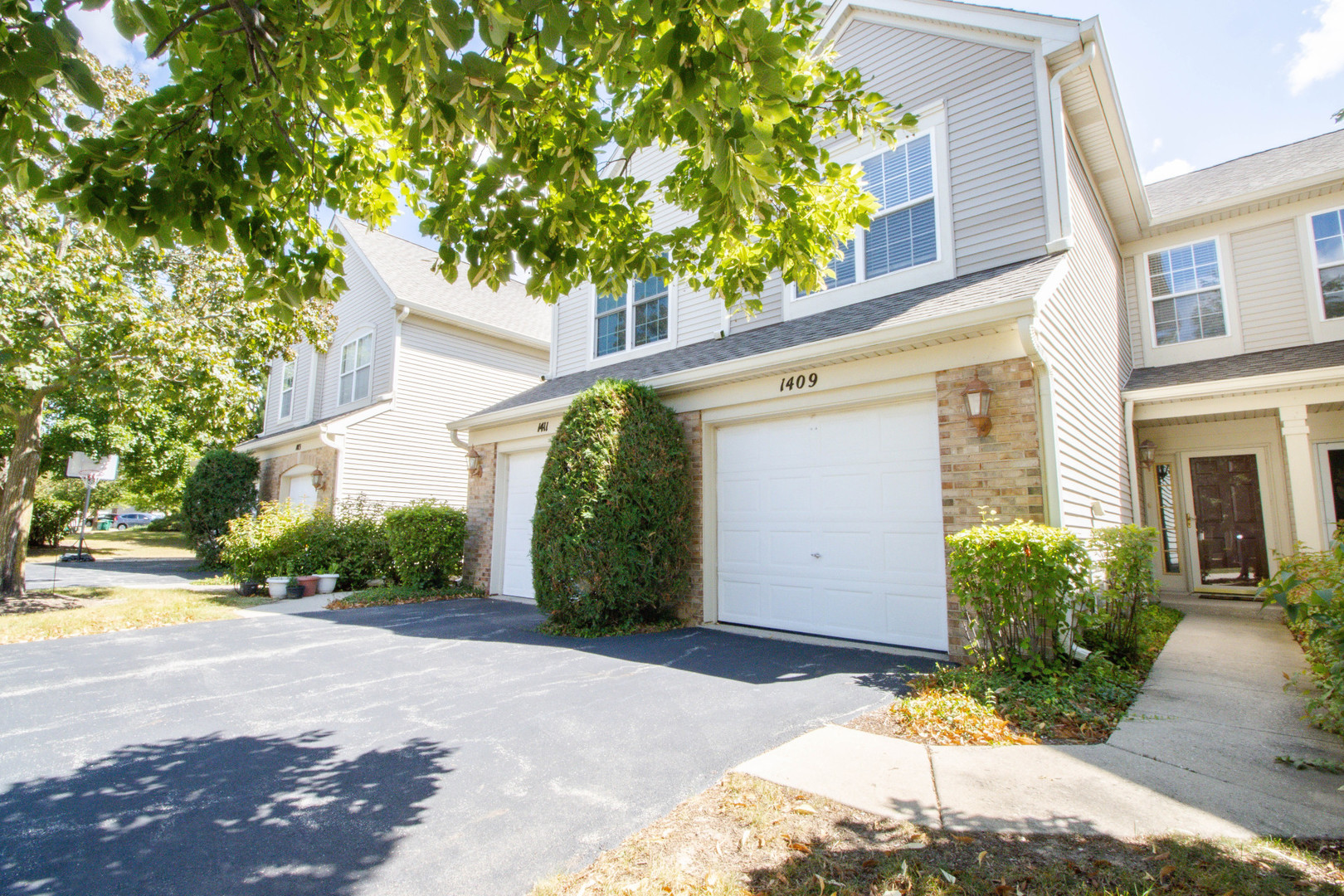 1409 Doolittle Lane Unit: 1409