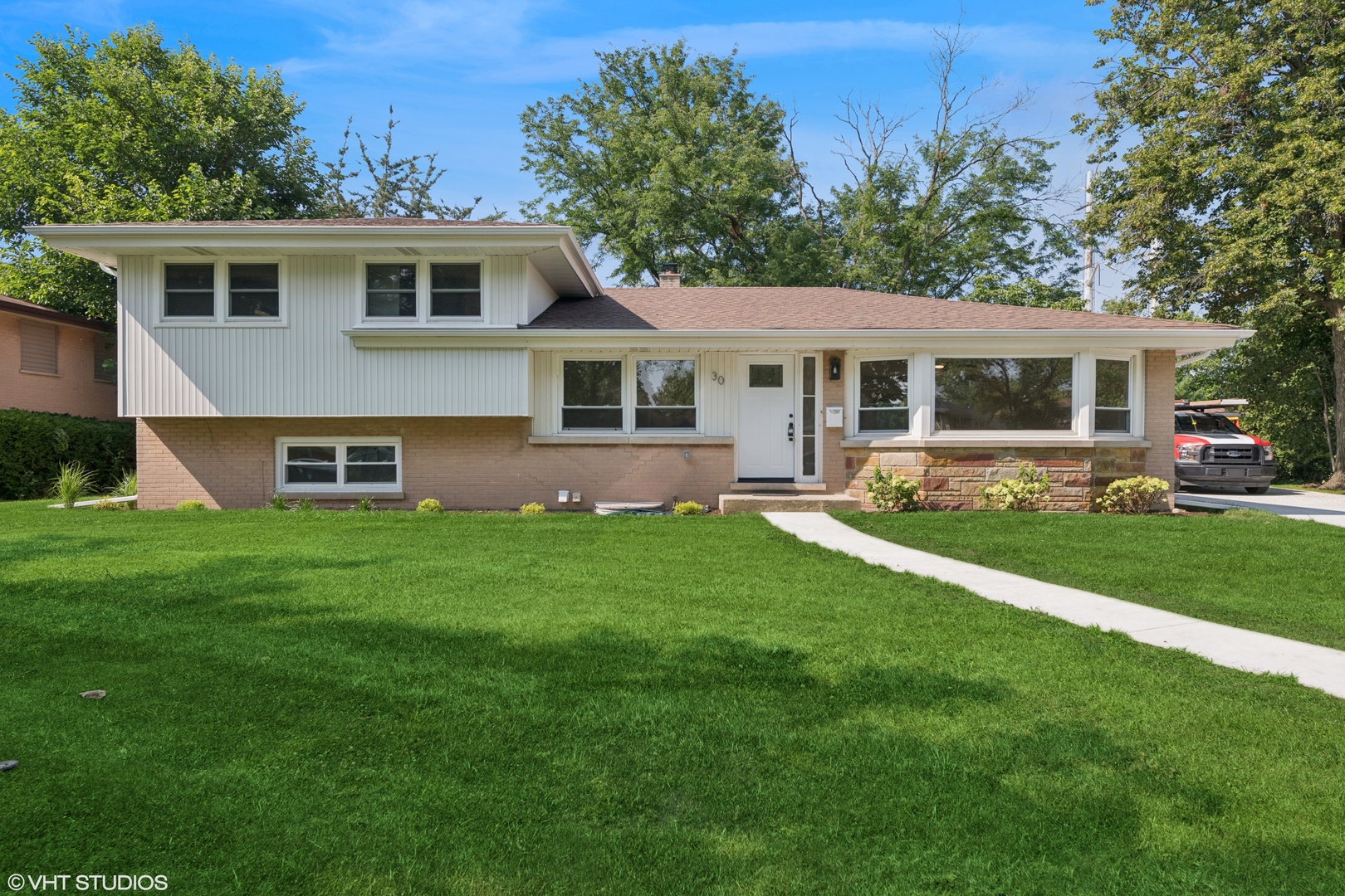 30 Crescent Drive