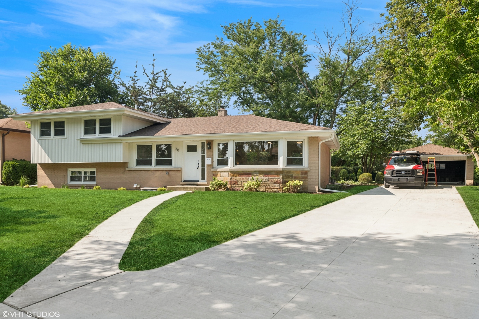 30 Crescent Drive