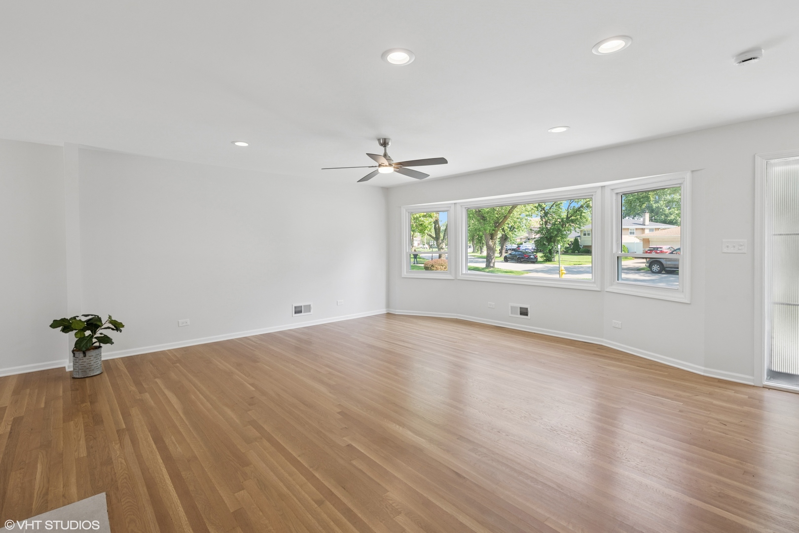 30 Crescent Drive