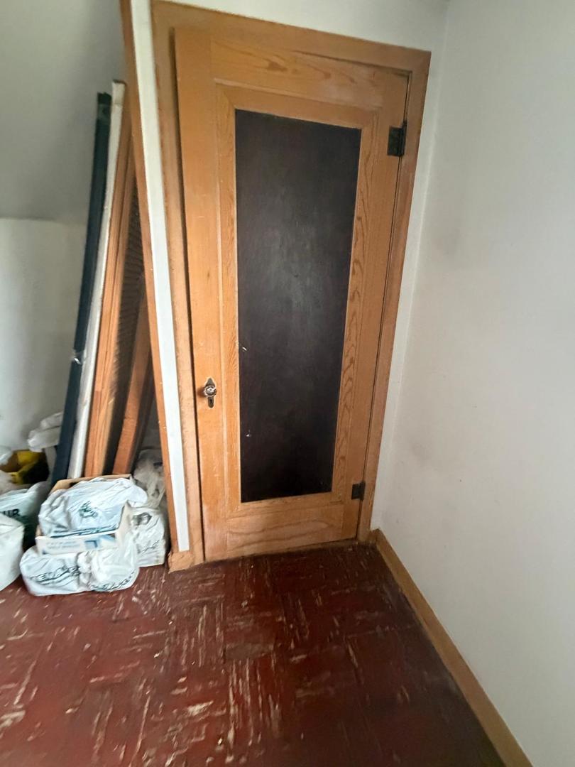 10802 W York House Road