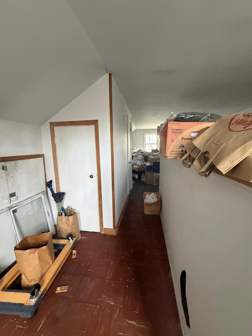 10802 W York House Road