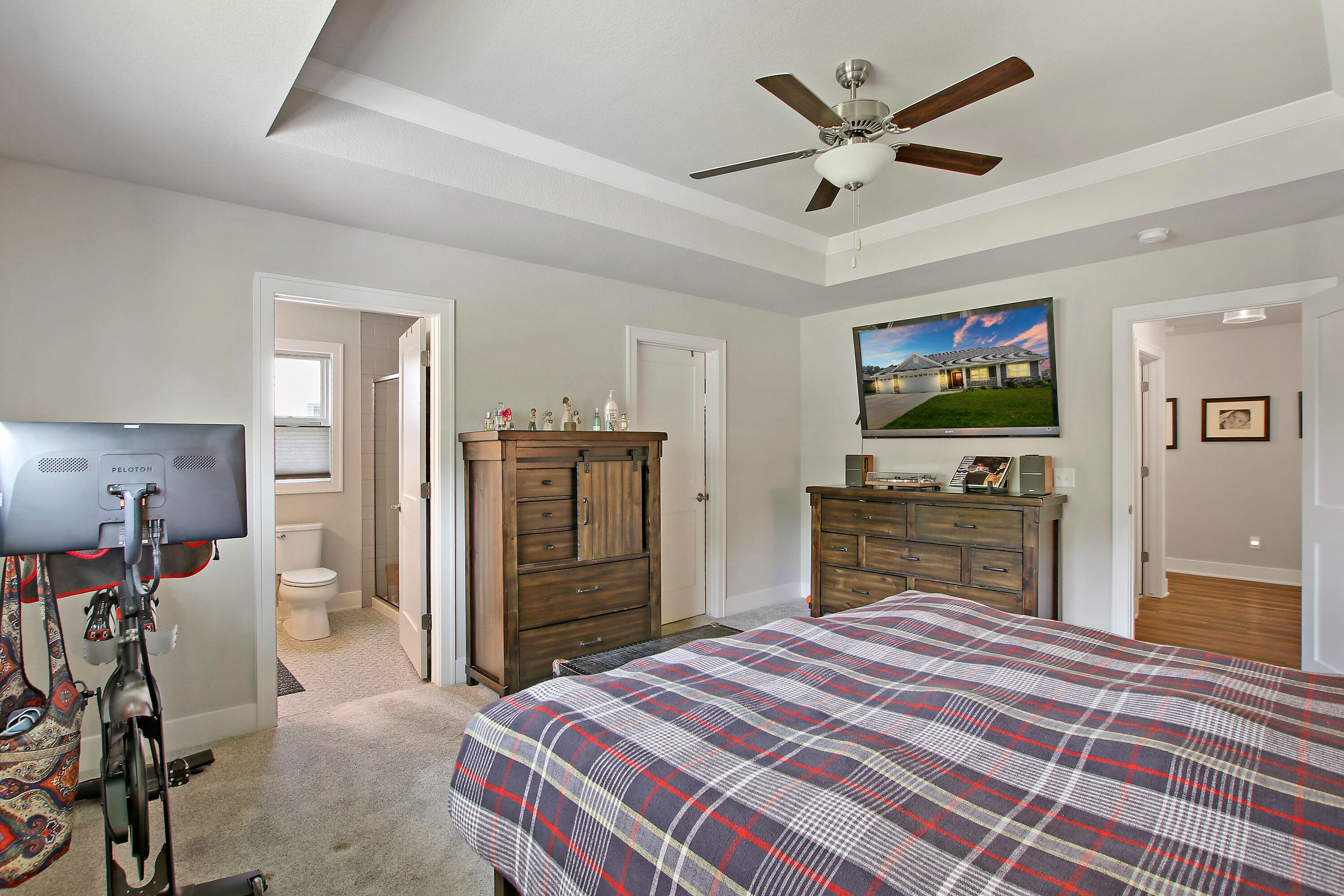 9122 Creekside Cir