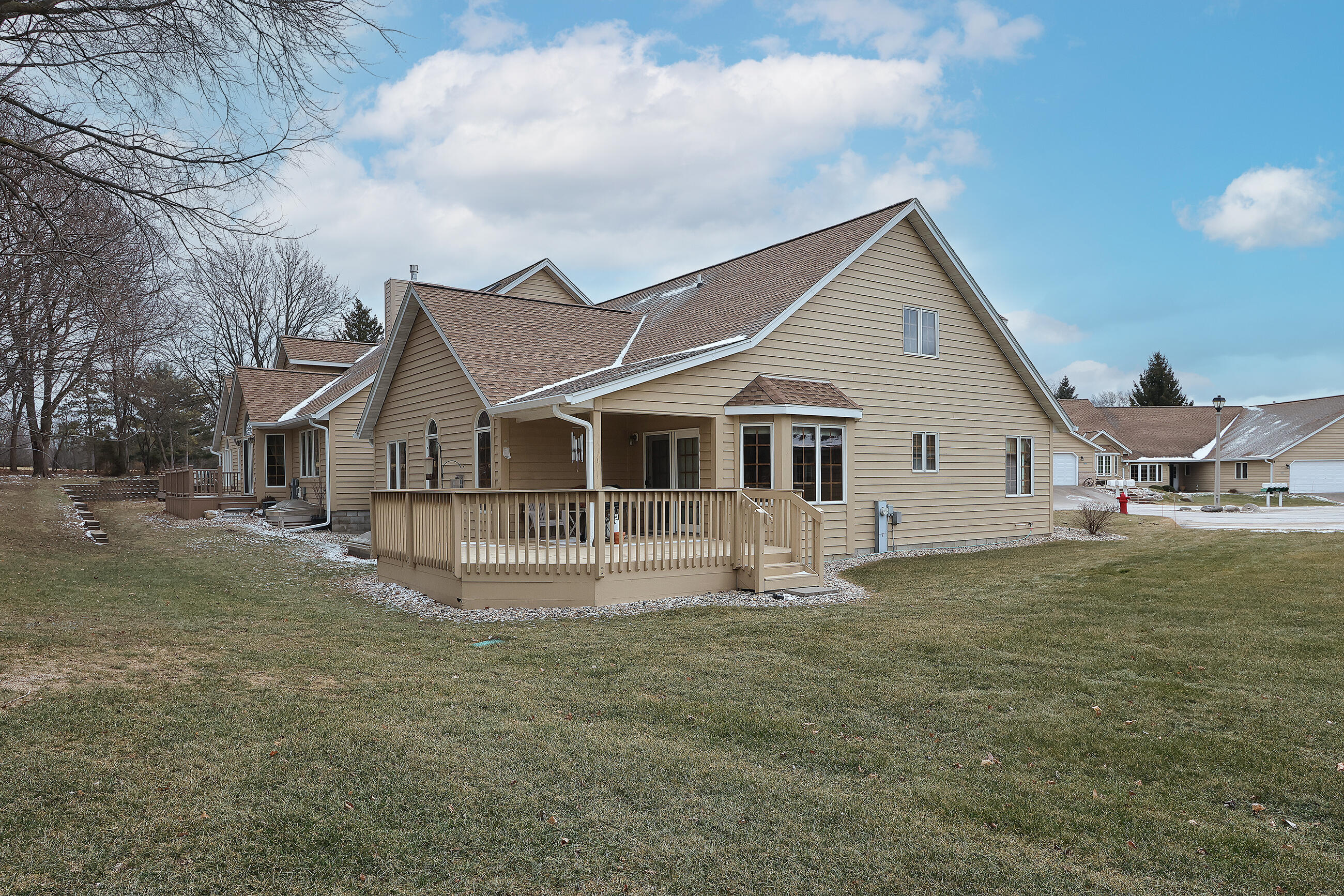 876 Cypress Pt