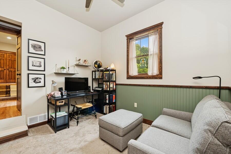 W522 Highland Rd