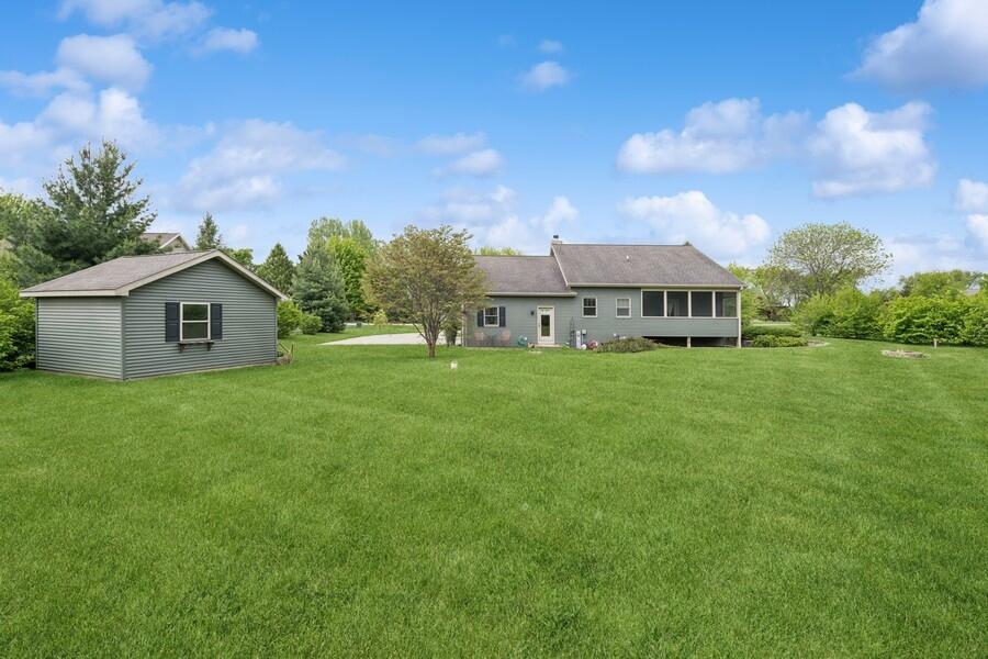 W522 Highland Rd