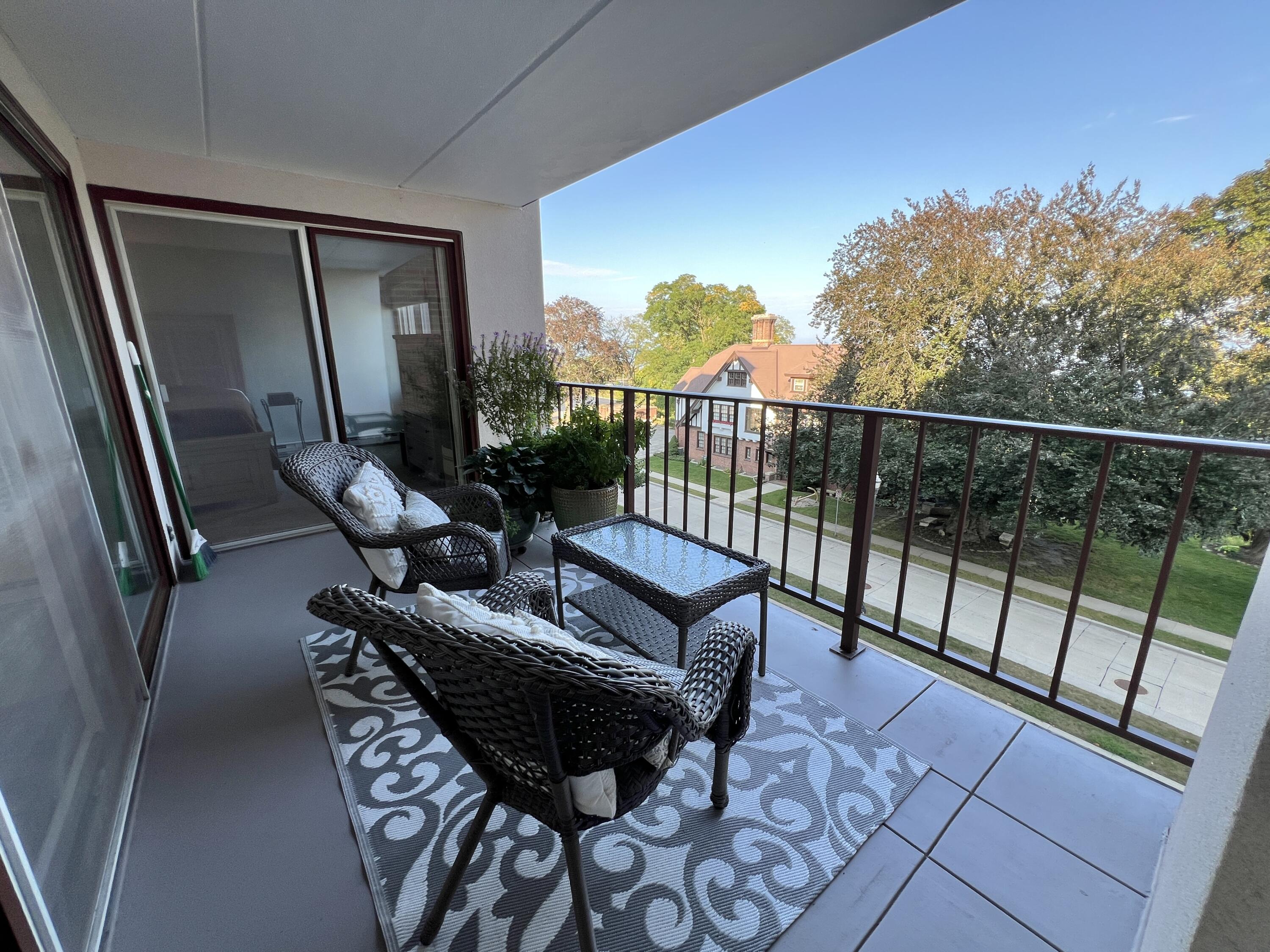 111 11th St Unit: 4DS