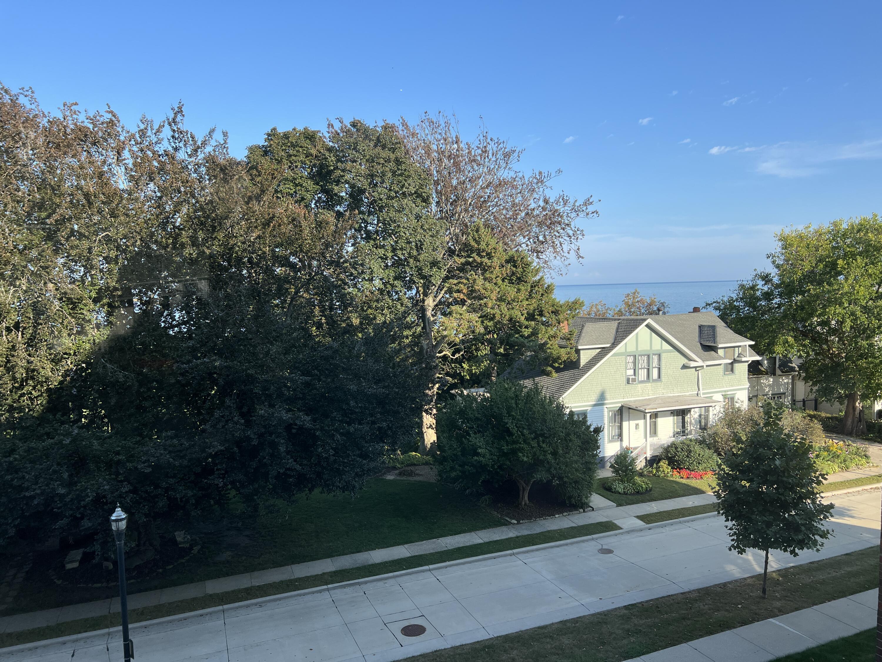 111 11th St Unit: 4DS