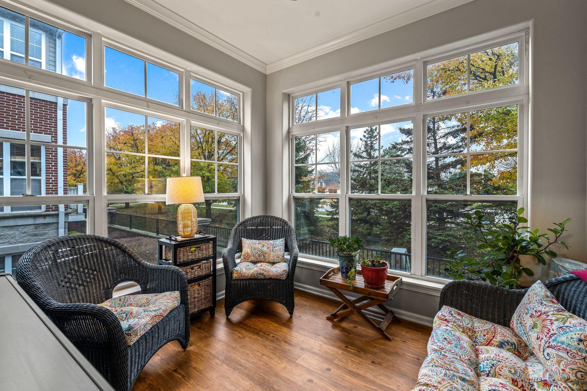 3852 S Lake Dr Unit: 11