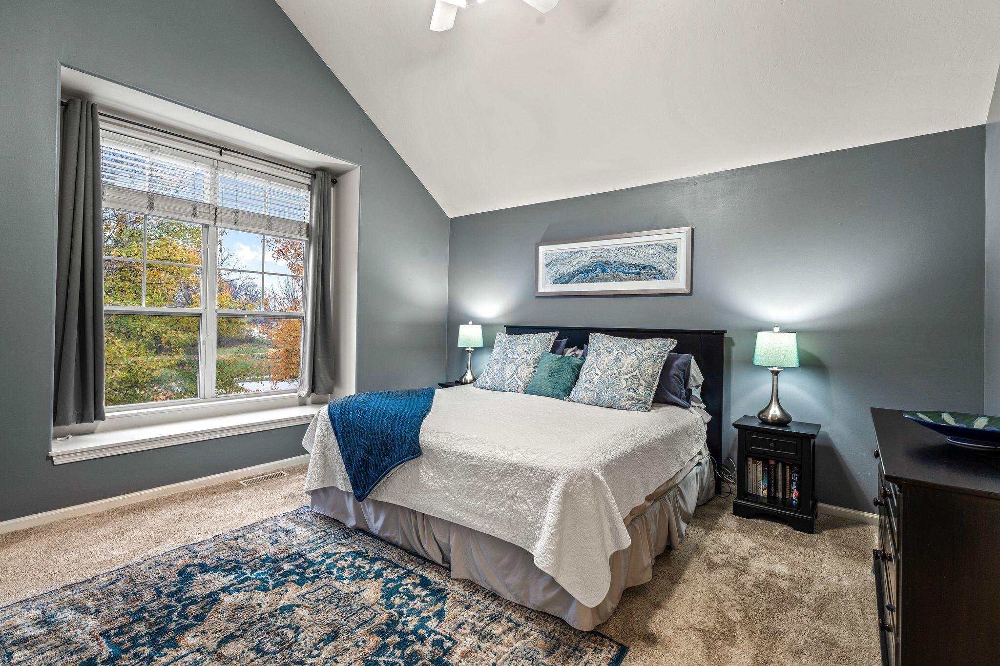 3852 S Lake Dr Unit: 11