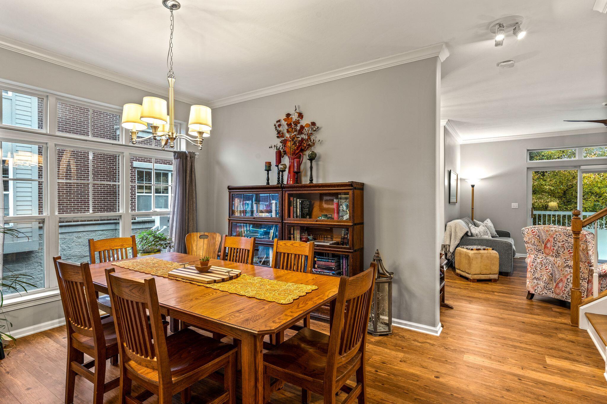 3852 S Lake Dr Unit: 11