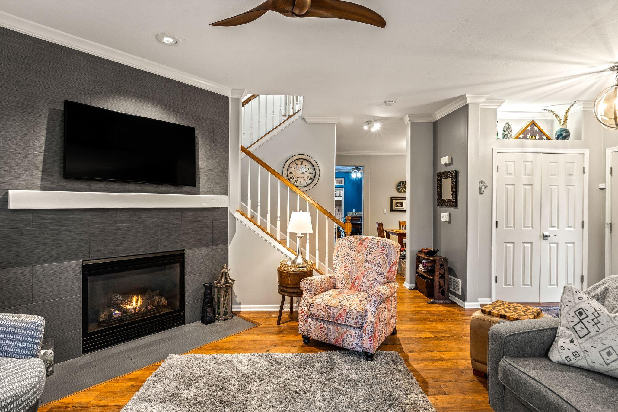 3852 S Lake Dr Unit: 11