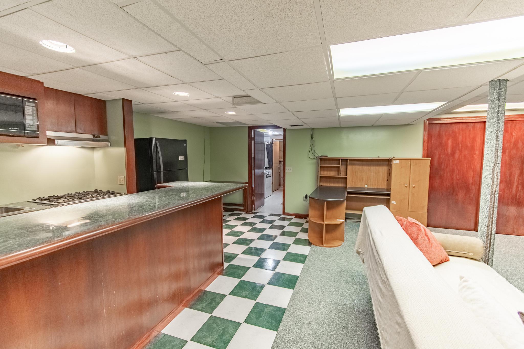 12122 28th Ave