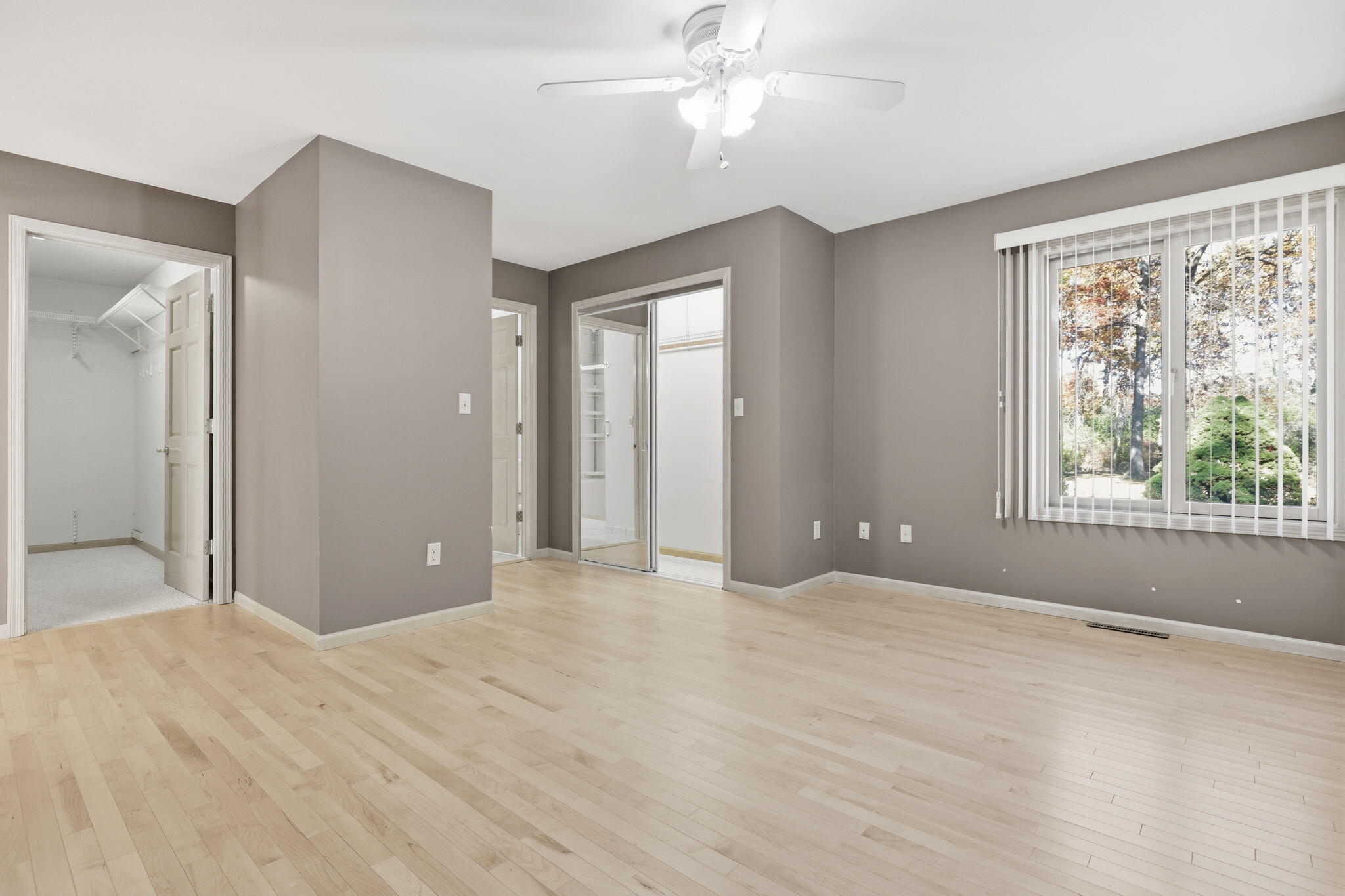 12122 28th Ave