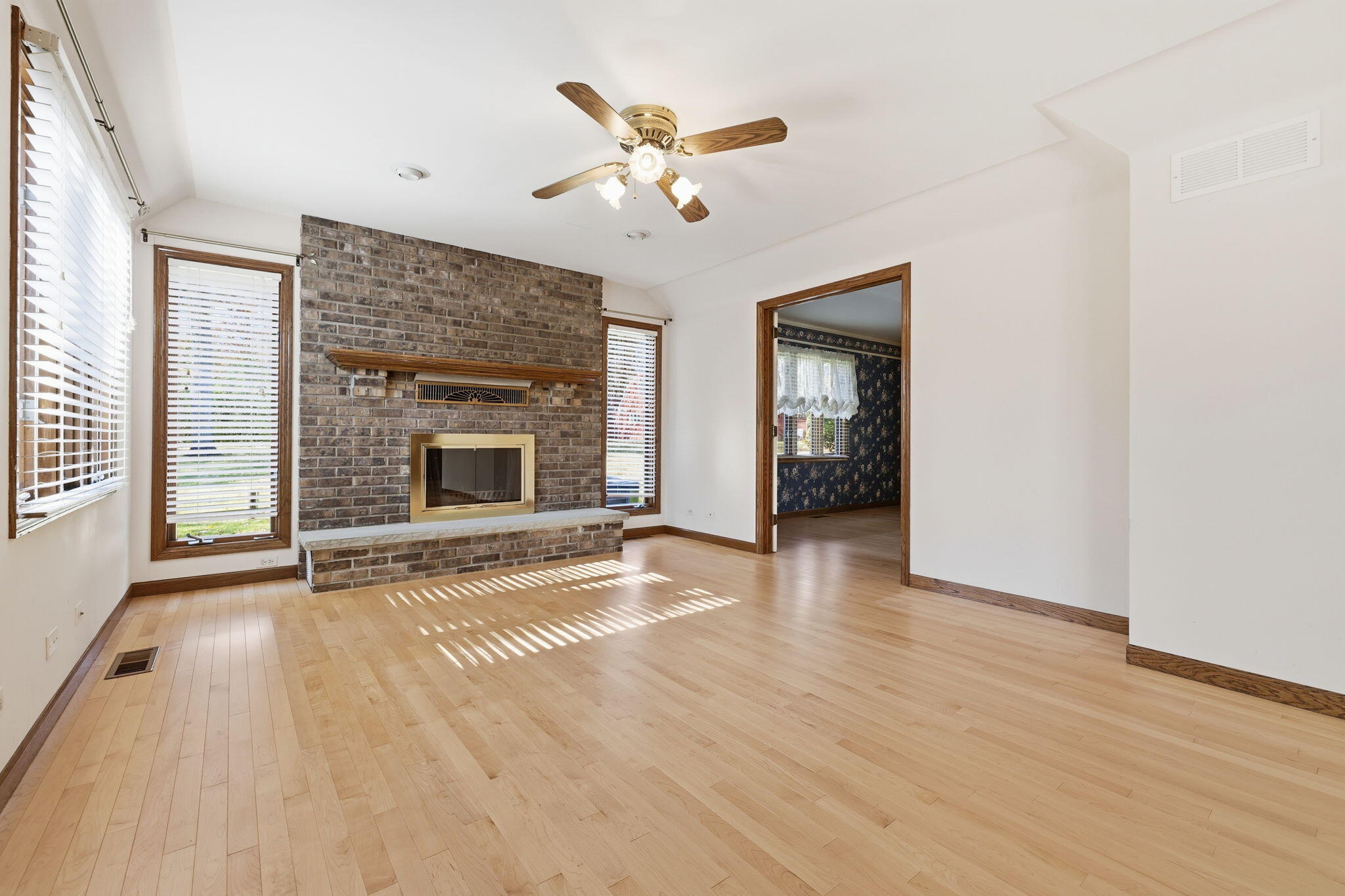 12122 28th Ave