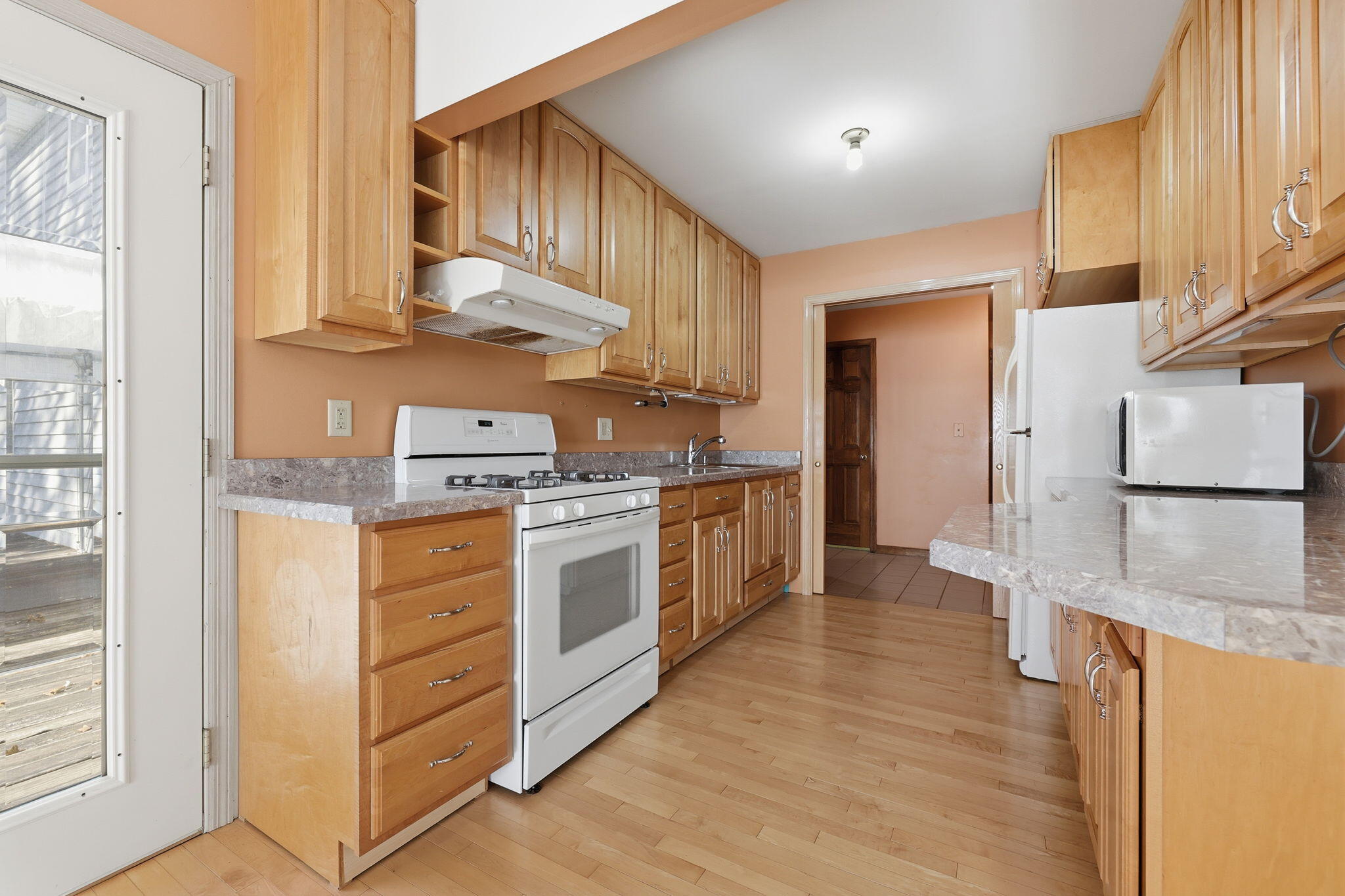 12122 28th Ave