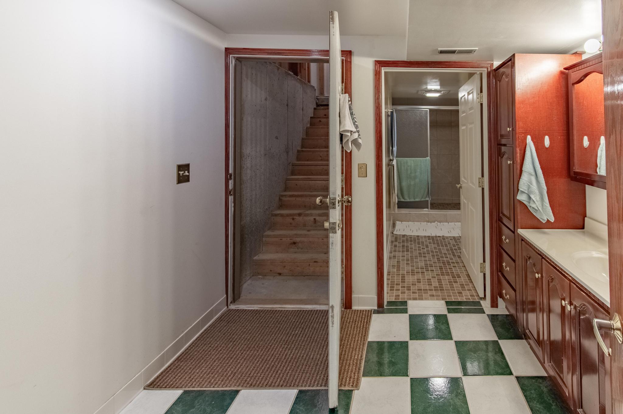 12122 28th Ave