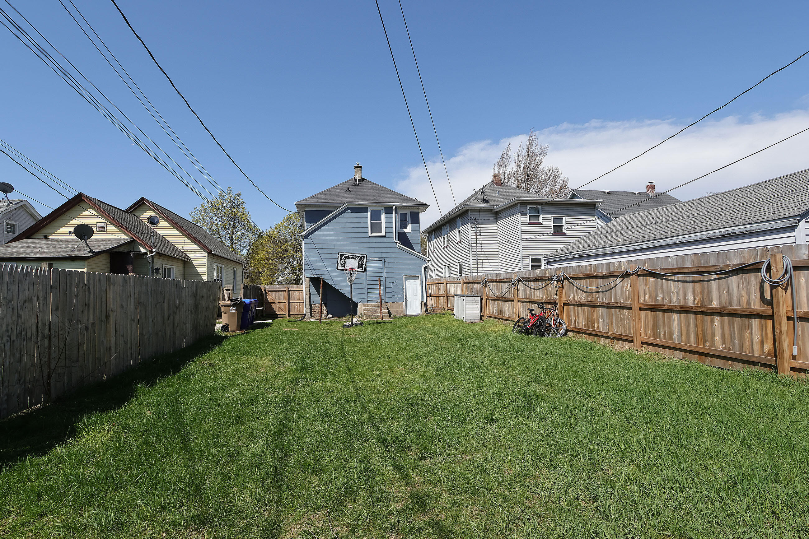 6621 18th Ave