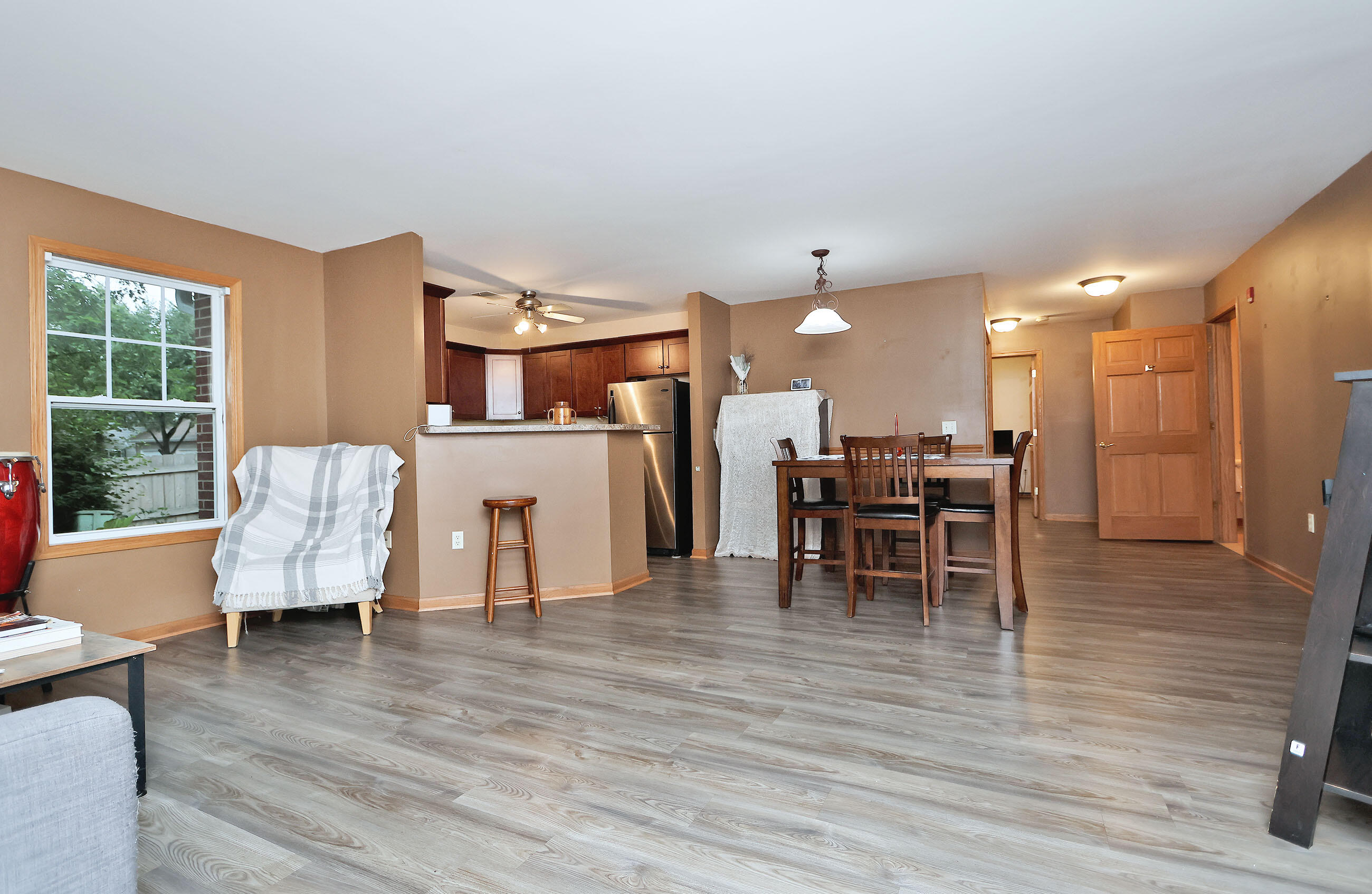 8856 Sheridan Rd, 1