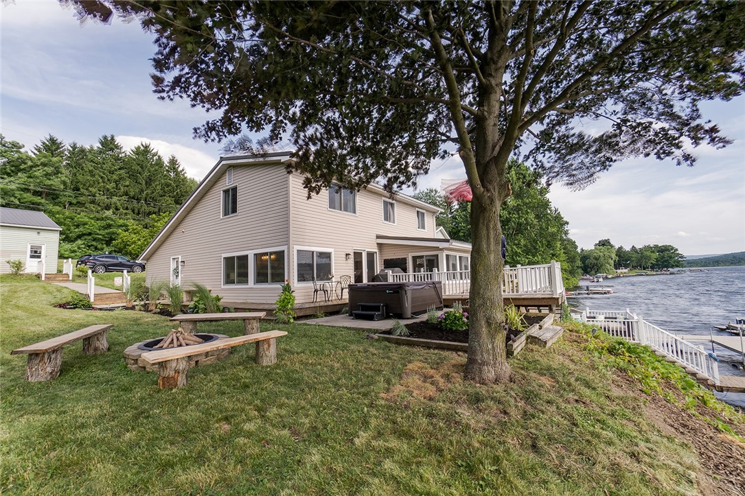 4187 East Waneta Lake Road