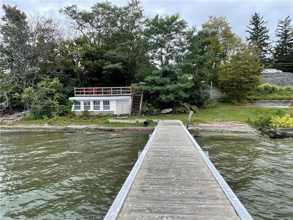 5502 E Lake