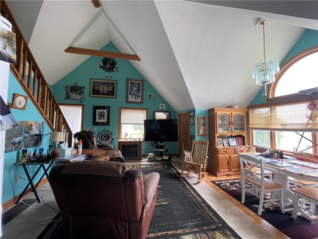 5502 E Lake