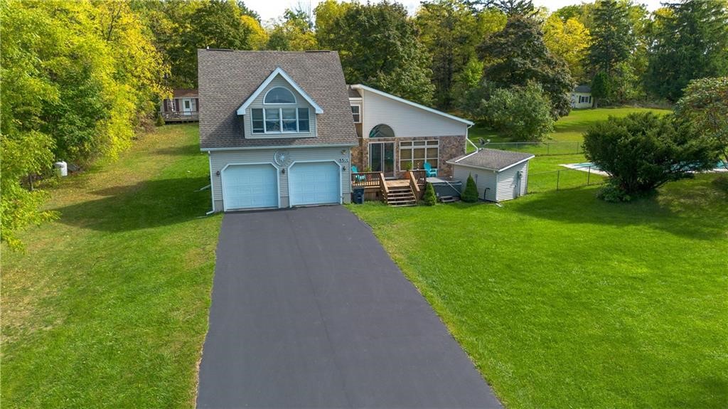 5502 E Lake