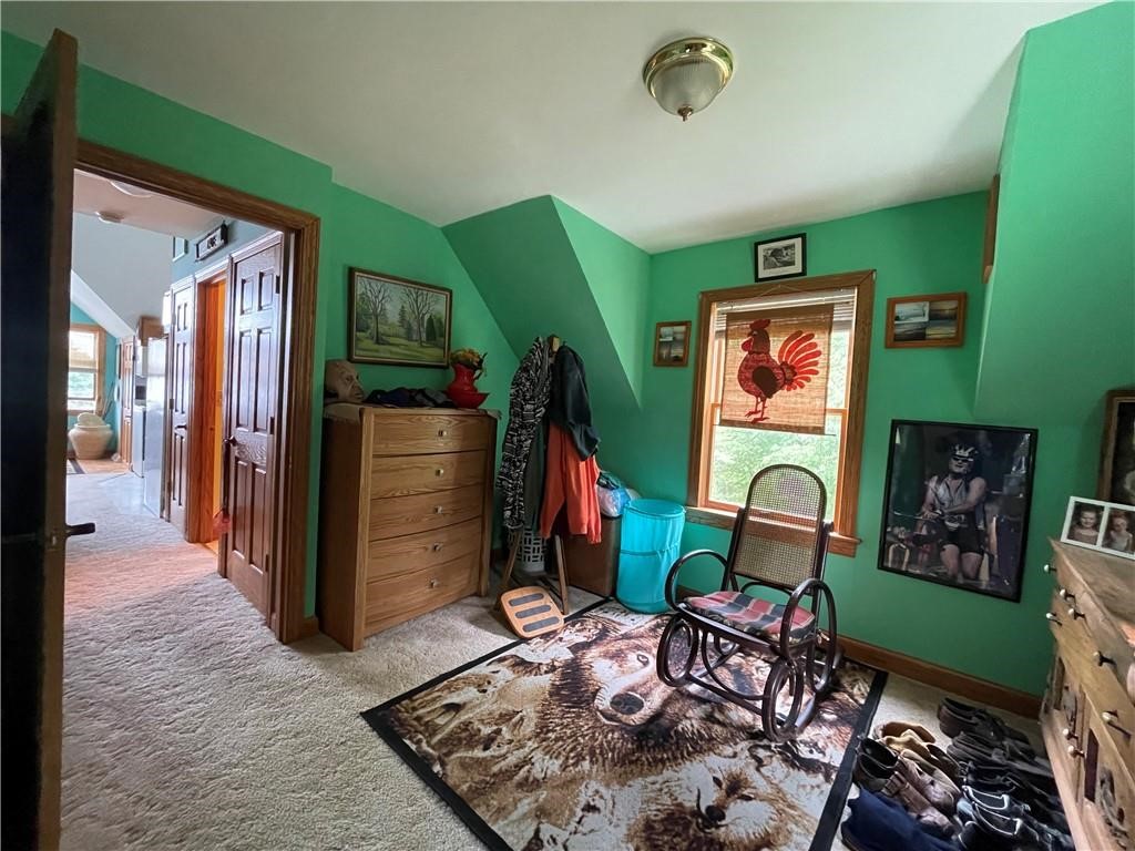 5502 E Lake