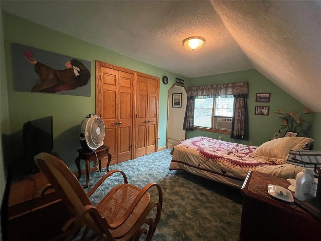 5502 E Lake