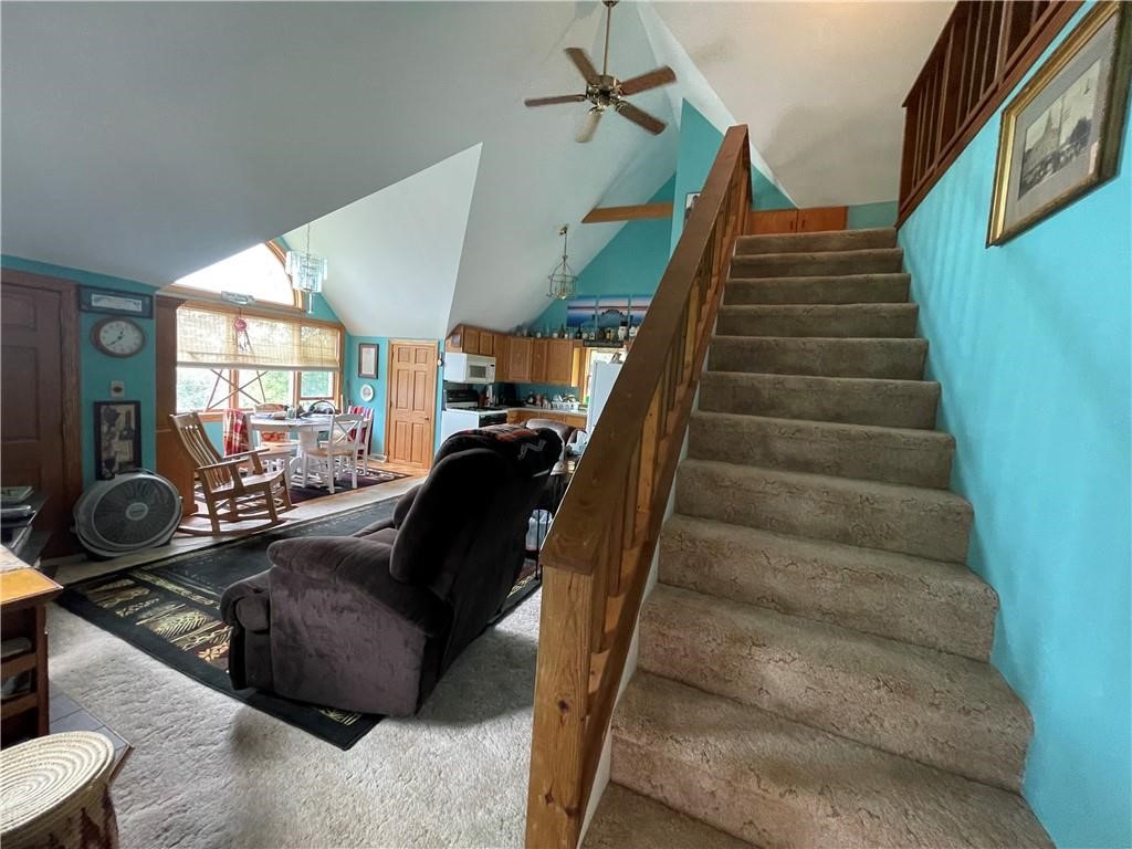 5502 E Lake