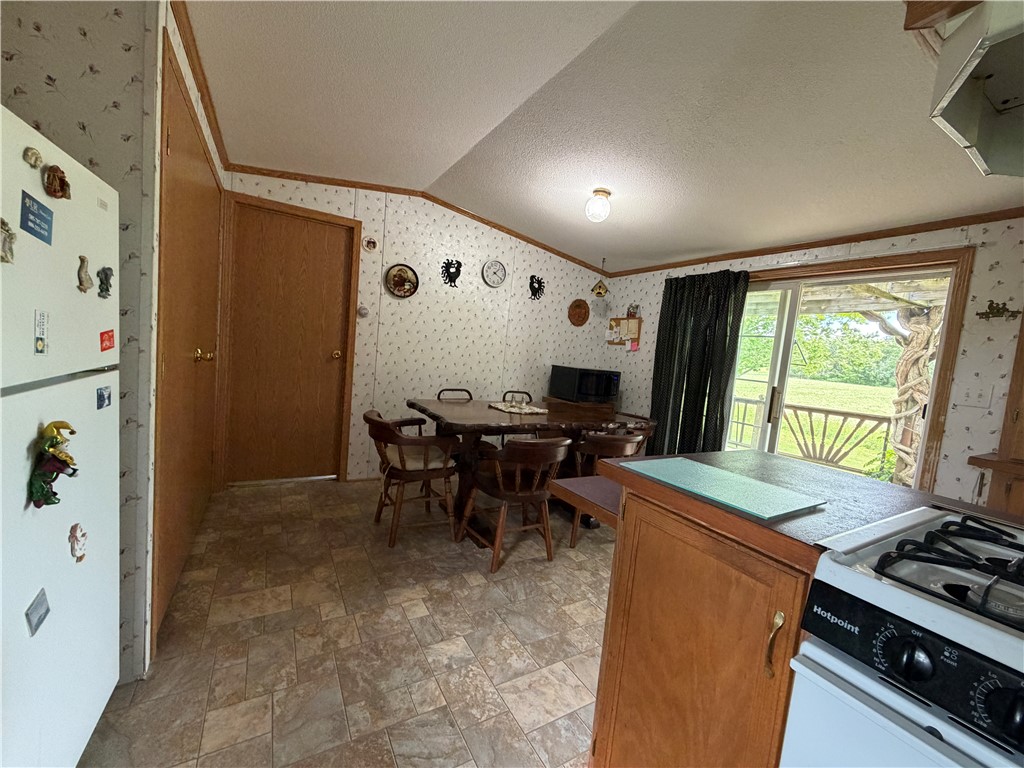 8199 County Road 131