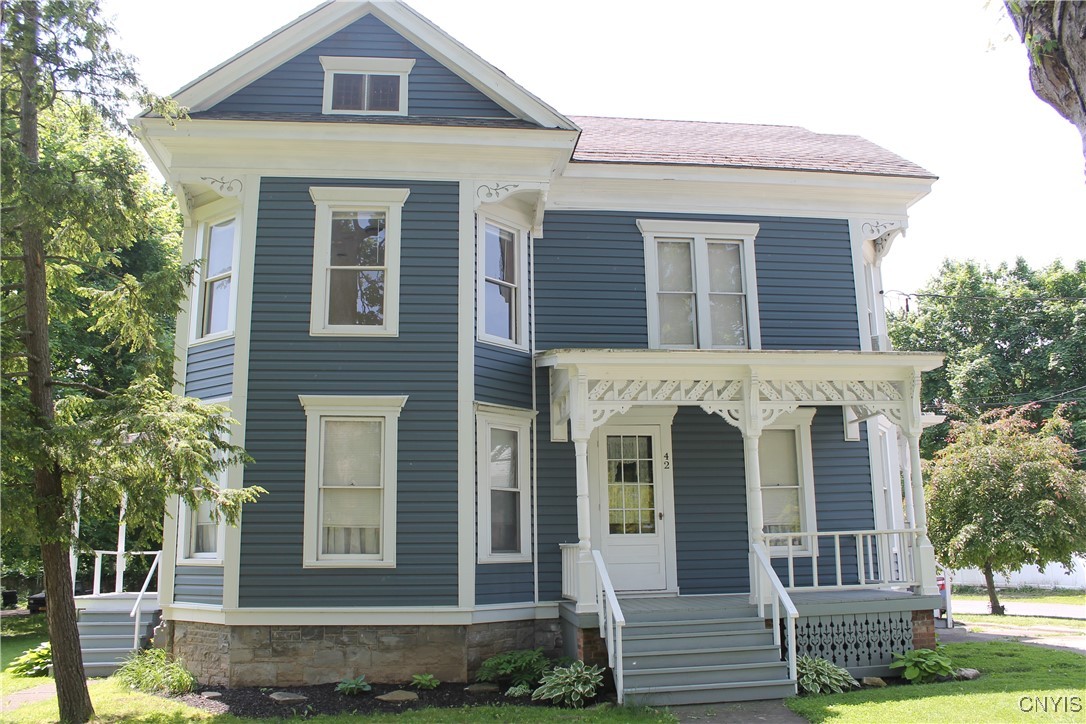 42 Mechanic Street
